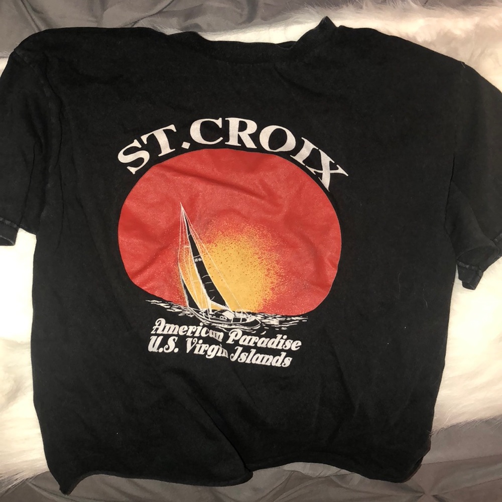 brandy melville st. croix usvi t-shirt
